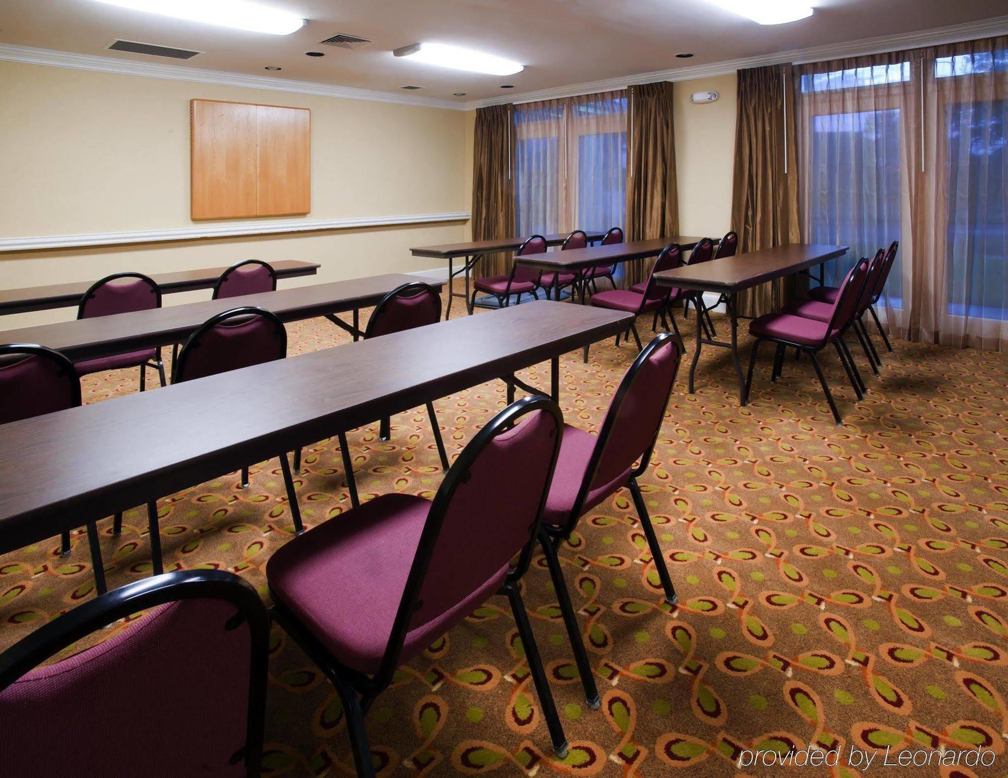 Homewood Suites Charlotte North Unc Research Servizi foto