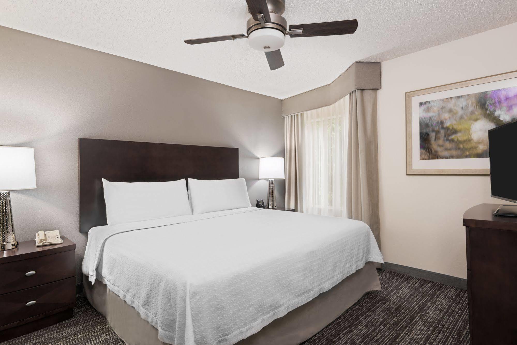 Homewood Suites Charlotte North Unc Research Esterno foto